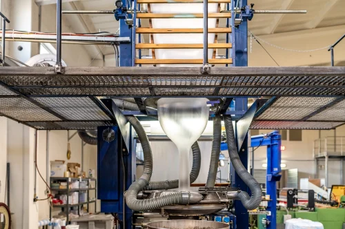 ISO 527-2 Plastika – Određivanje zateznih svojstava Deo 2: Uslovi ispitivanja za plastiku dobijenu presovanjem i ekstruzijom